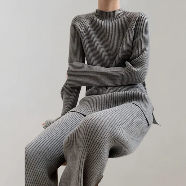 Ingrid | Women's Ribbed Knitted Set