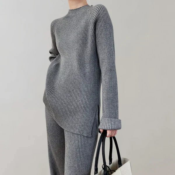 Ingrid | Women's Ribbed Knitted Set