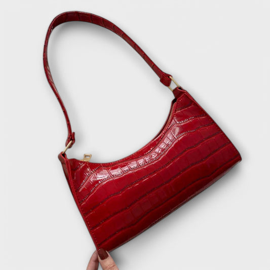 Eline. Glossy Leather Bag