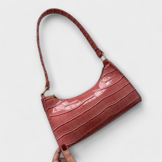 Eline. Glossy Leather Bag