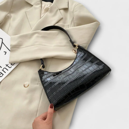 Eline. Glossy Leather Bag