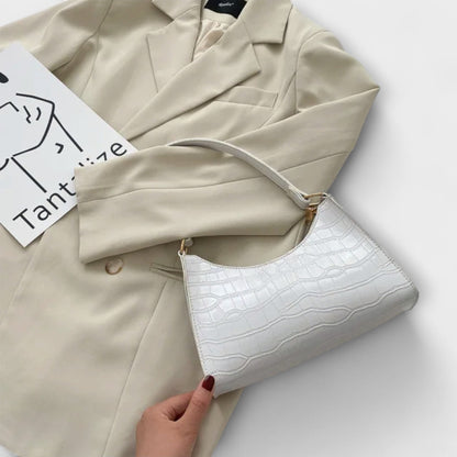 Eline. Glossy Leather Bag