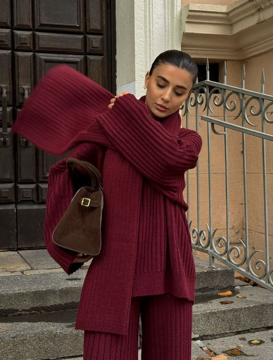 Jeannie™ - Bordeaux Set with Sweater and Wide-Leg Trousers