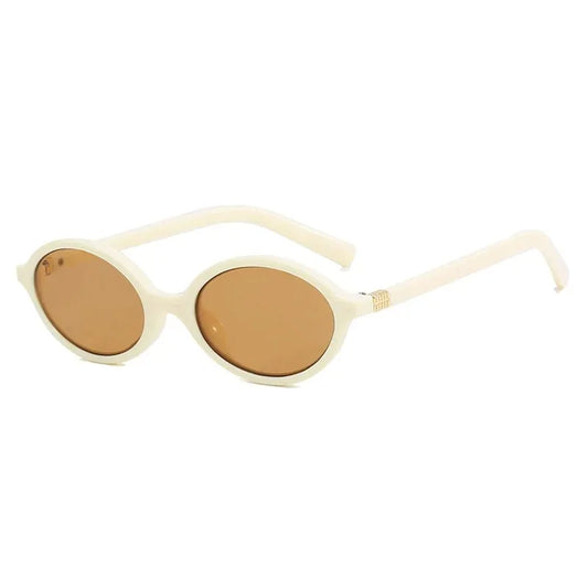 Jennie - Retro and elegant sunglasses