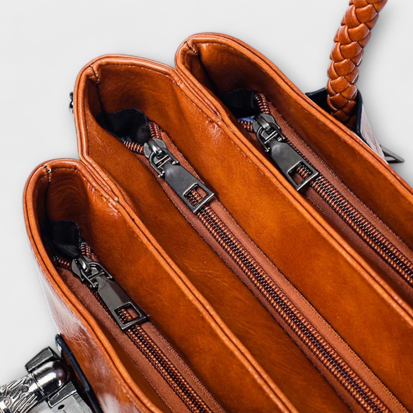 Eline - Elegant Duffel Bag