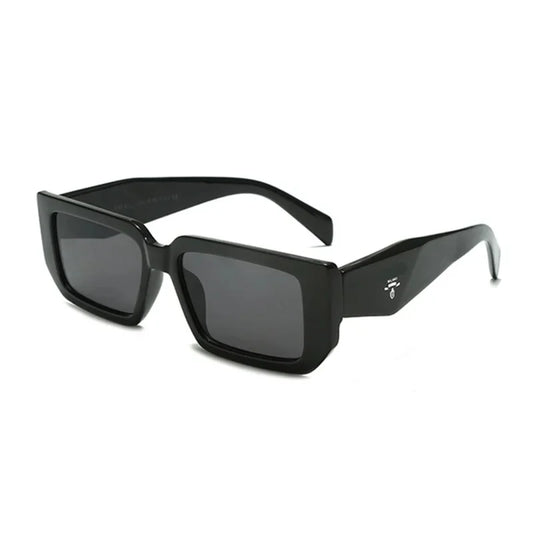 Lena-Trendy sunglasses with thick square frame and UV lenses
