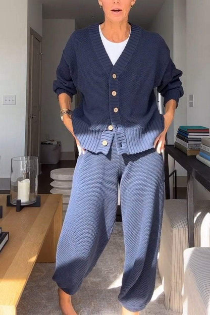Marielle™ - Women's Casual Two-Piece Set with V-Neck and Waffle Texture