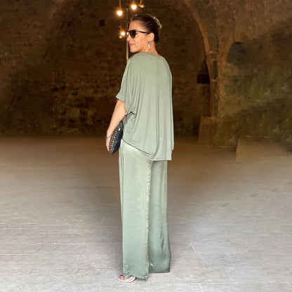 Laurie™ - Elegant Plus Size Two-Piece Shiny Ensemble with V-Neck