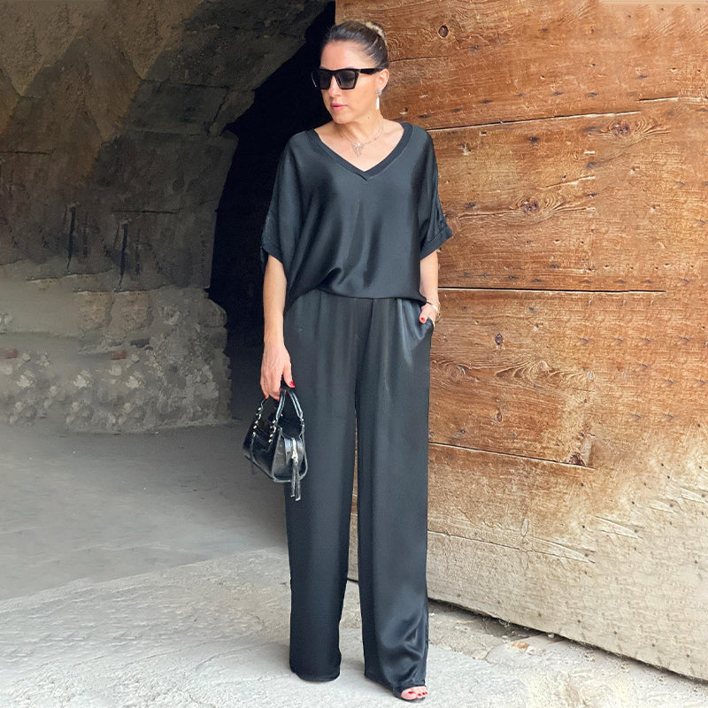 Laurie™ - Elegant Plus Size Two-Piece Shiny Ensemble with V-Neck
