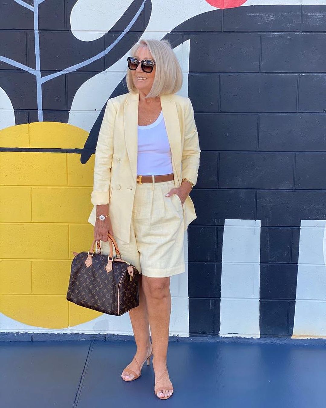 Bianca™ - Chic Ensemble with Floral Jacket and Shorts