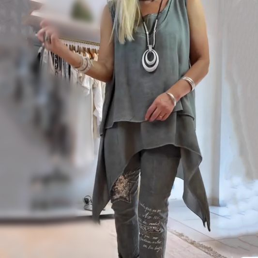 Oriane™ - Women's Two-Piece Set: Sleeveless Top and Printed Trousers