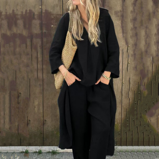 Perrine™ - 2 Piece Set with Pockets and V-Neck