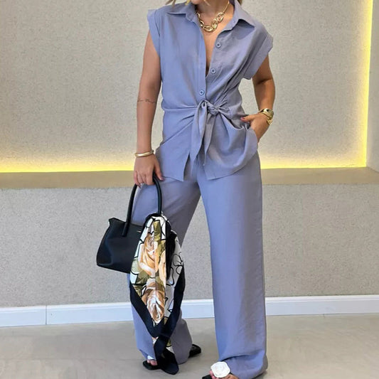Ivette™ - Elegant Ensemble with Sleeveless Blouse and High-Waisted Trousers