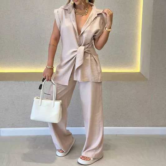Ivette™ - Elegant Ensemble with Sleeveless Blouse and High-Waisted Trousers