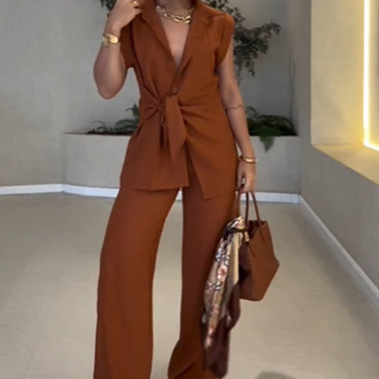 Ivette™ - Elegant Ensemble with Sleeveless Blouse and High-Waisted Trousers